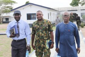 Navy Base Staff Officer, S. Yakubu presented a plaque of appreciation to Odjegba on behalf of the group after the meeting.