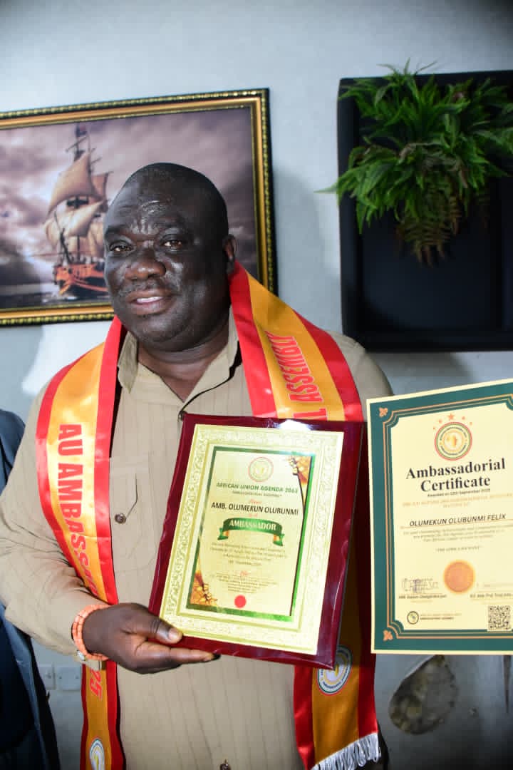 Hon. Olumekun Olubunmi